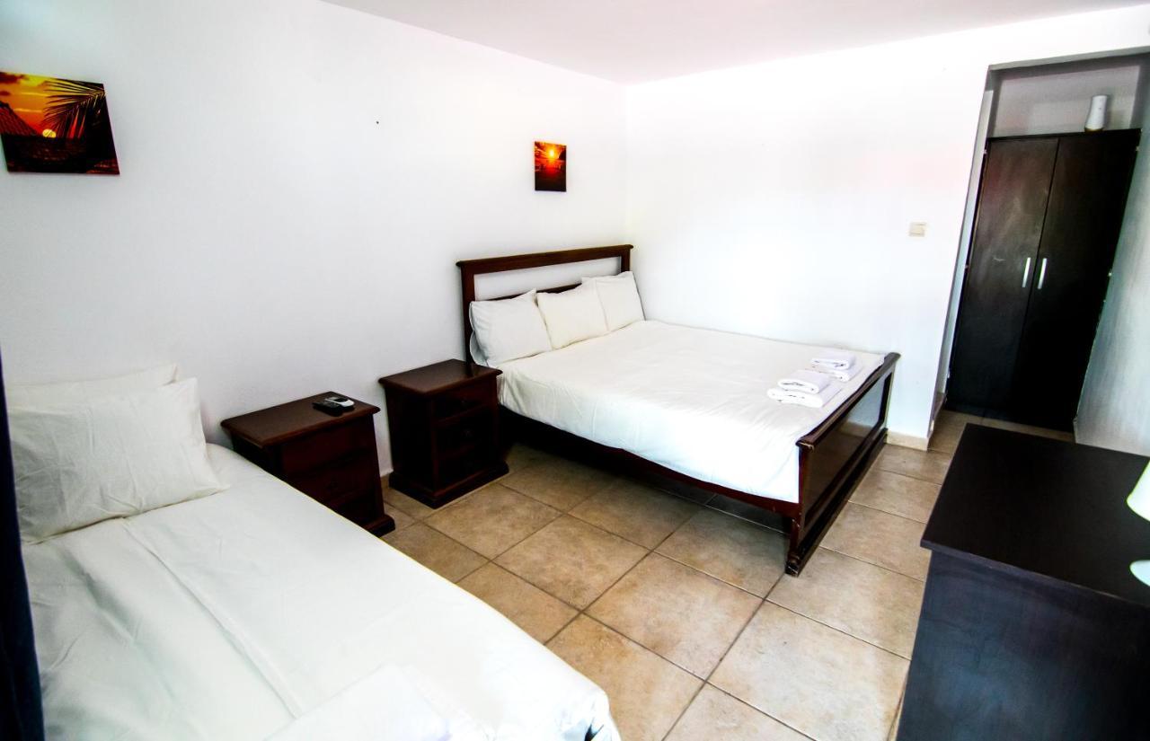 Famagusta Hotell Vama Veche Exteriör bild